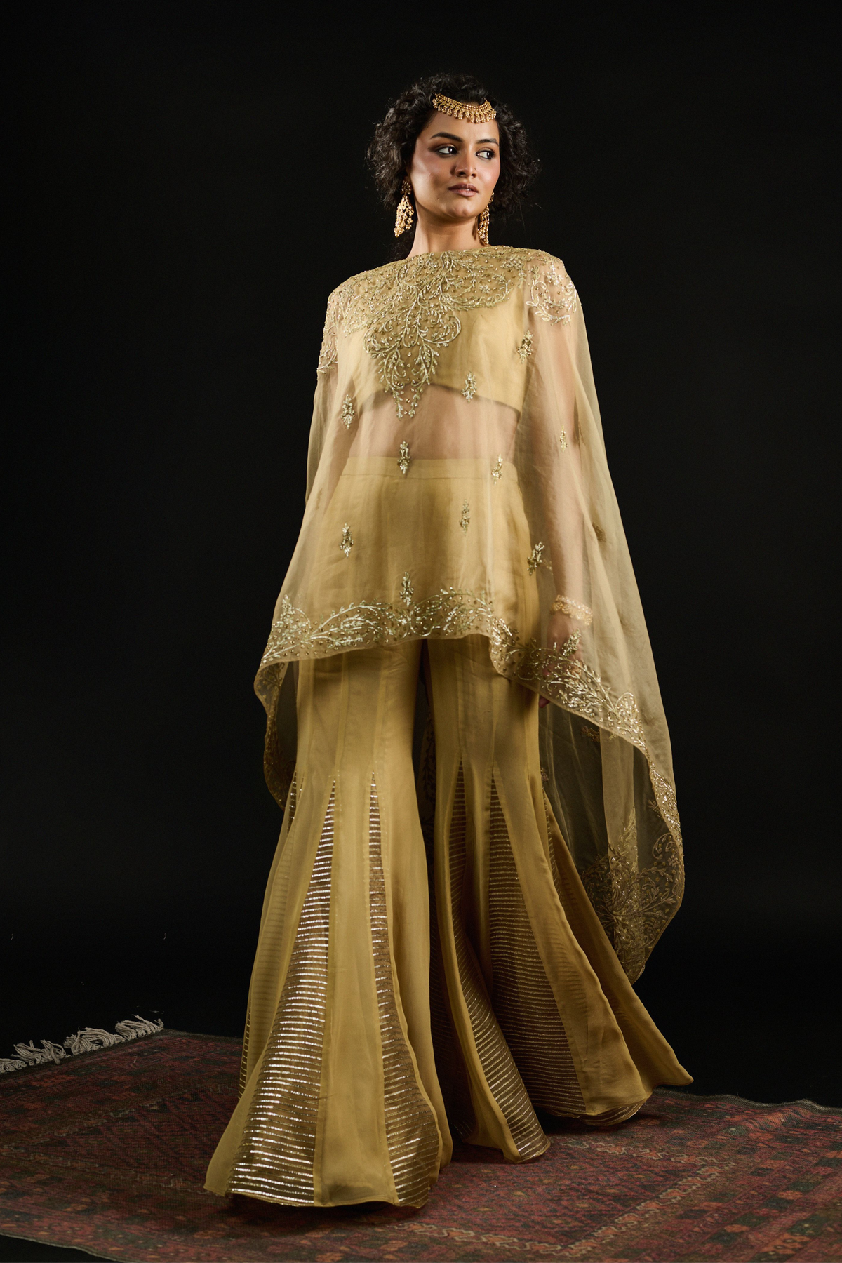 Noor Golden Kaftan Set