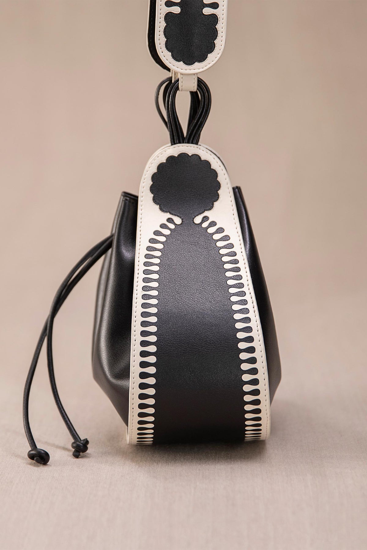 Black and ivory nusrat bucket bag