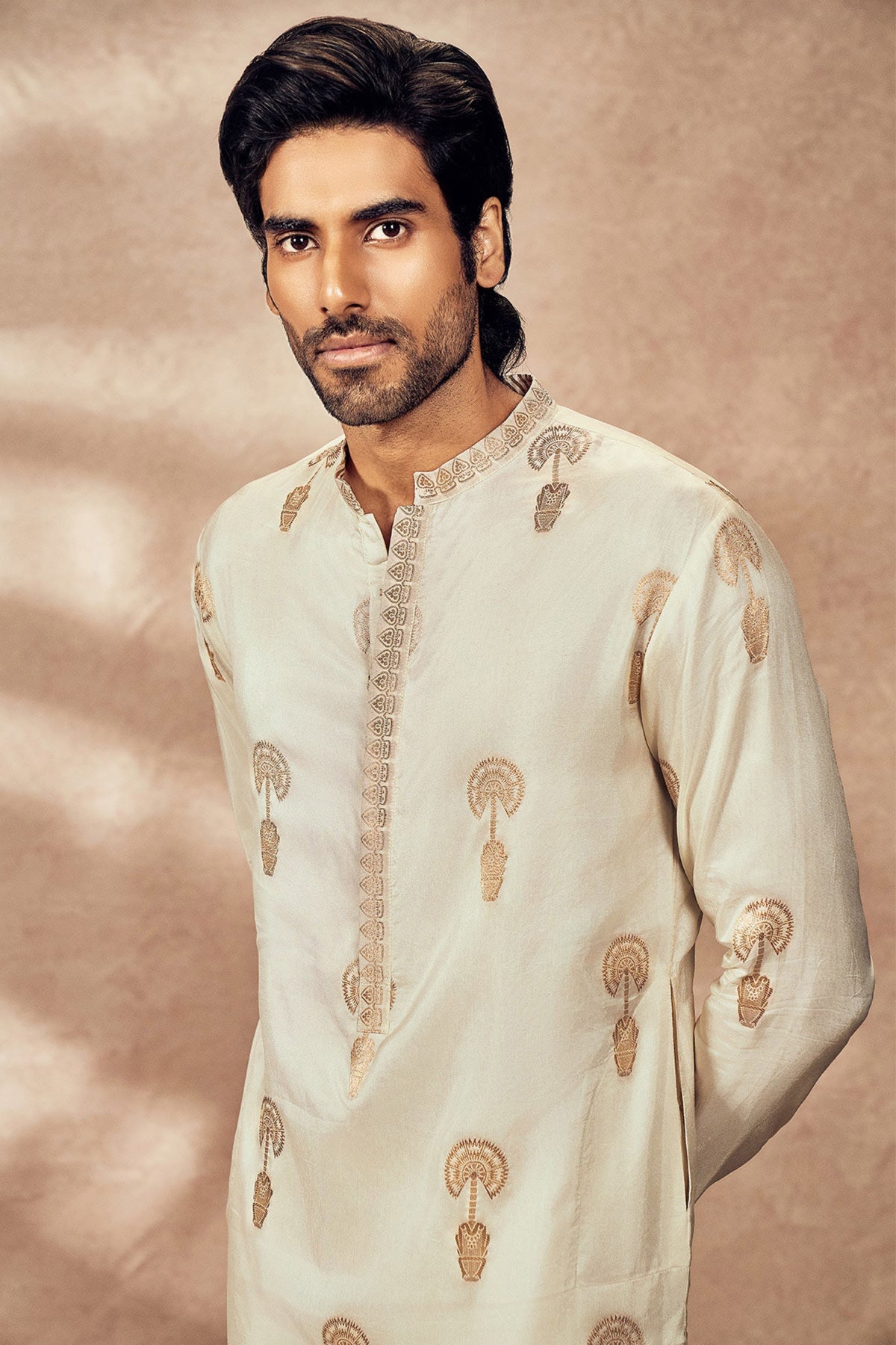 Ivory Traveller&#39;s Palm Jacquard Kurta