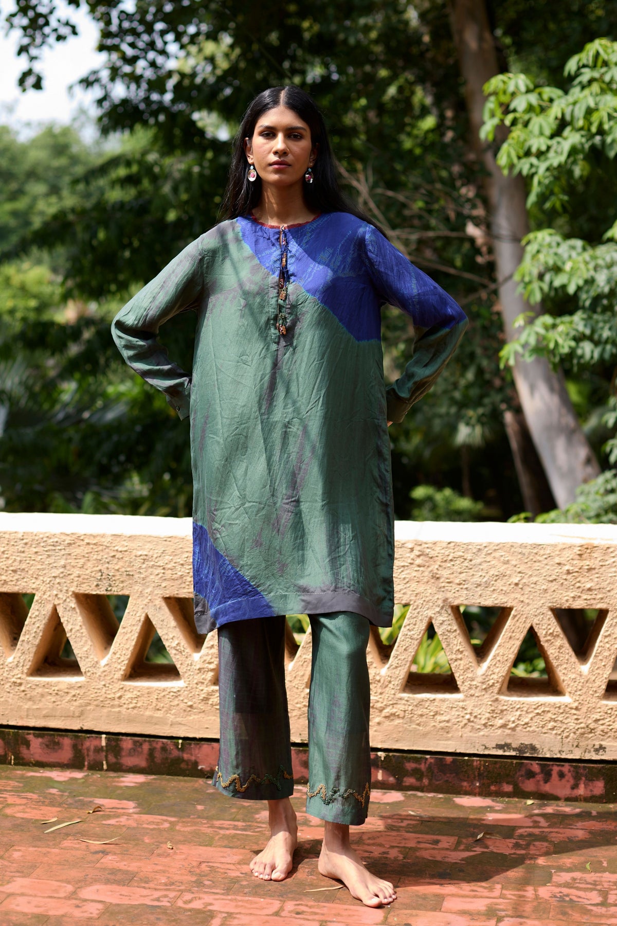 Tie-dye Embroidered Tunic Set With Tassels