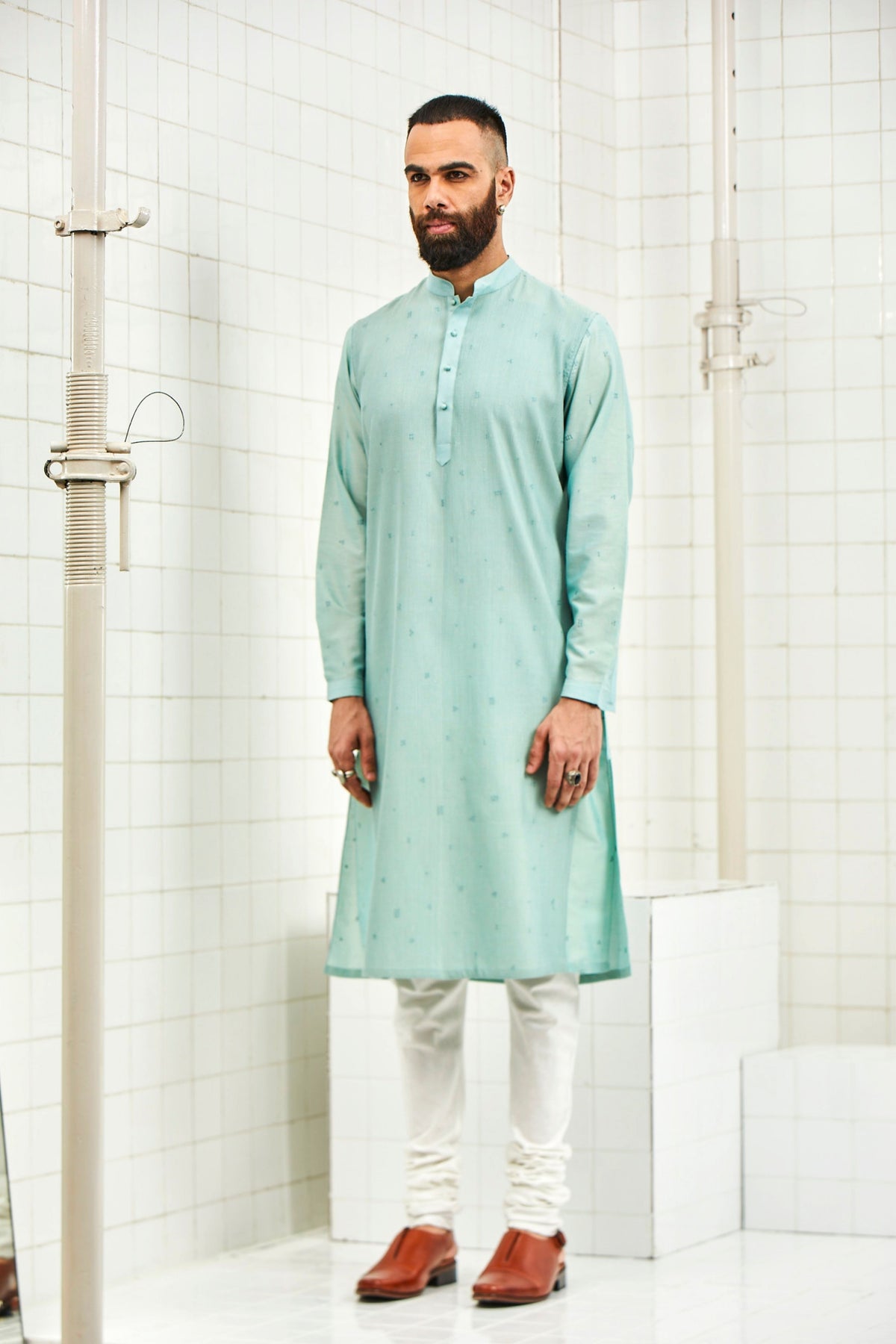 Bhomya Pintuck Kurta Set