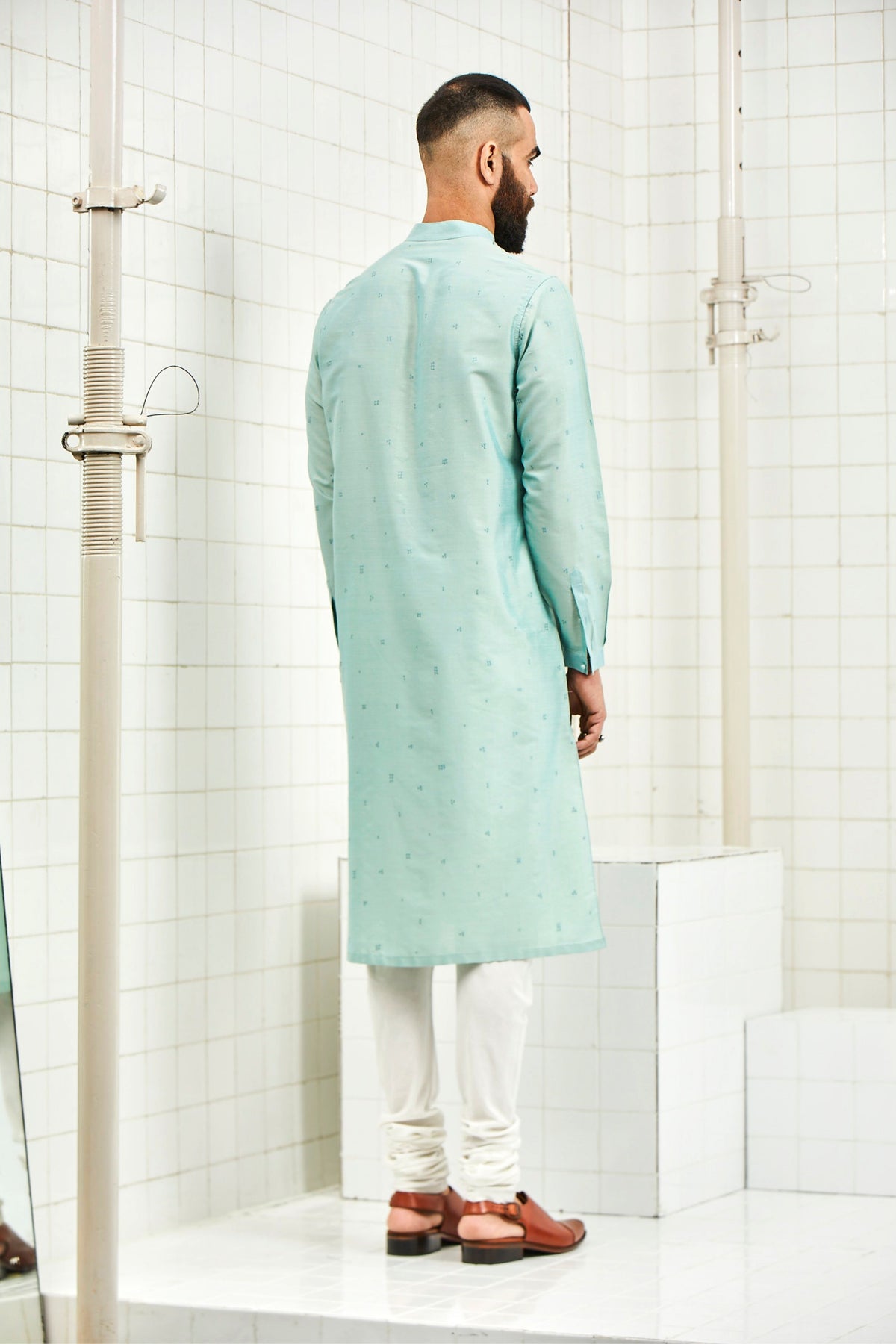 Bhomya Pintuck Kurta Set