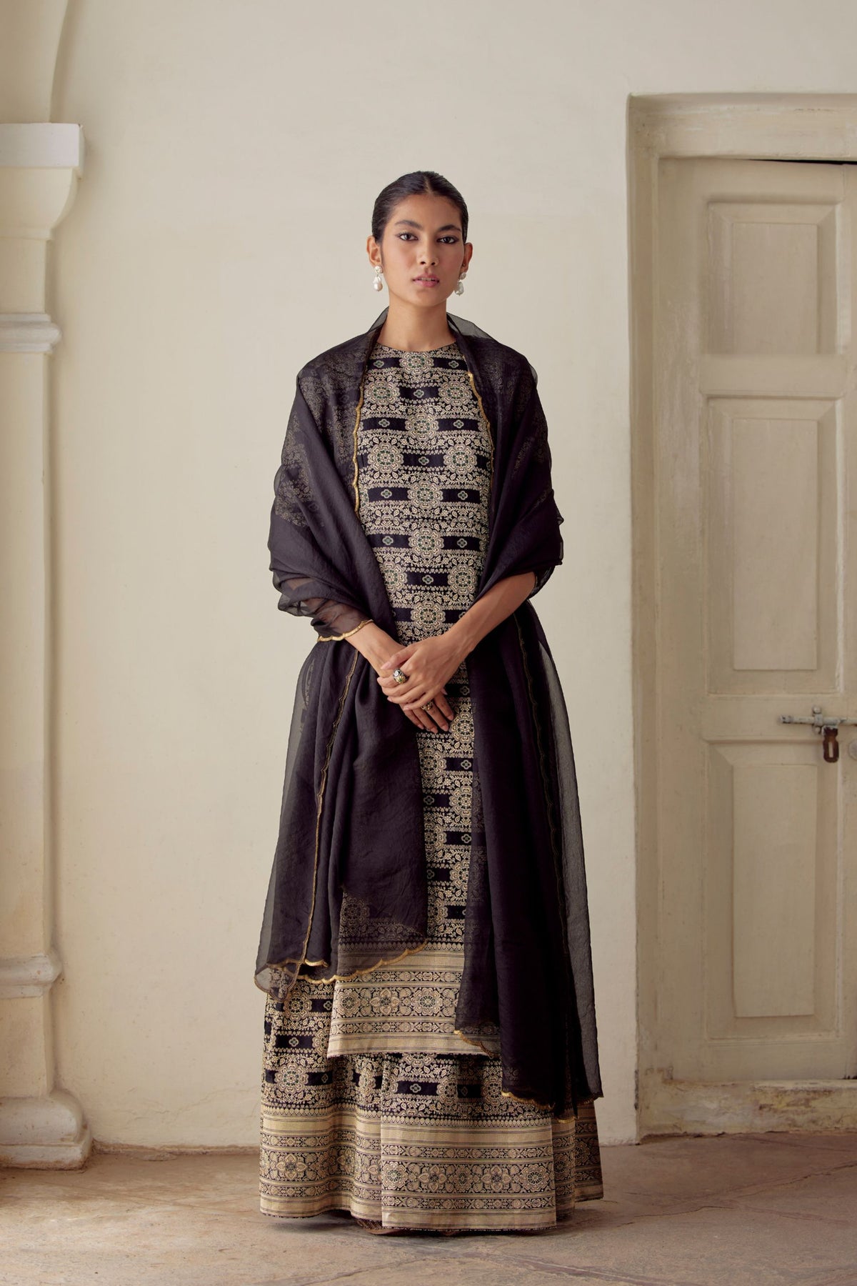 Zoa Black Brocade Kurta Set