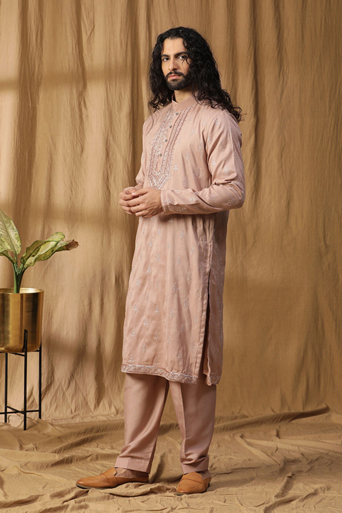 Rose Rooh Embroidery Kurta Set