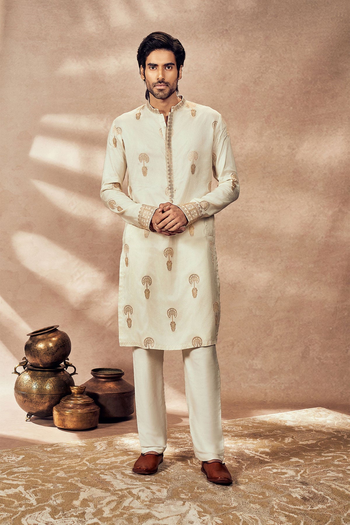 Ivory Traveller&#39;s Palm Jacquard Kurta