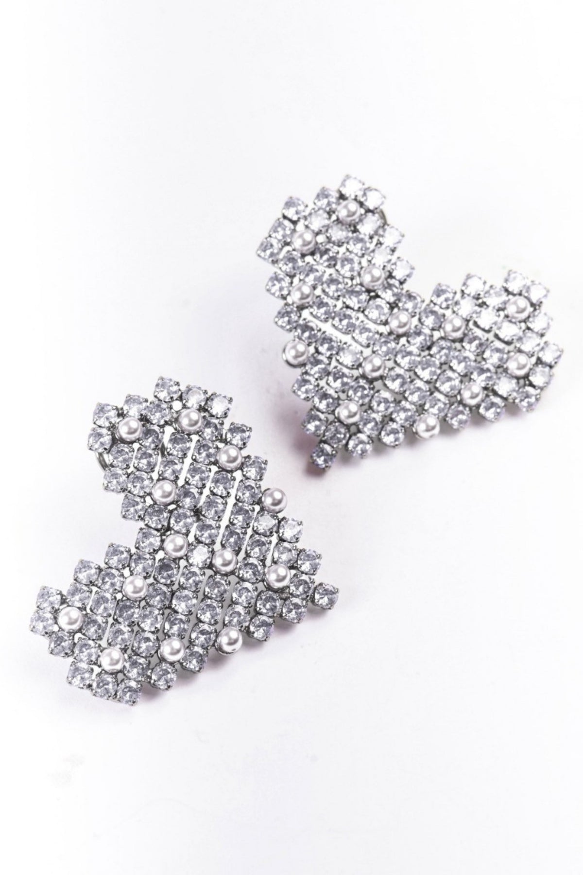 Mini Cattleheart Earrings In Sparkling White