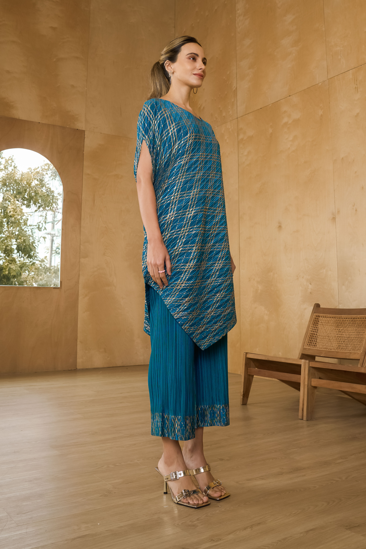 Teal Blue Metallic Kurti Drape Set