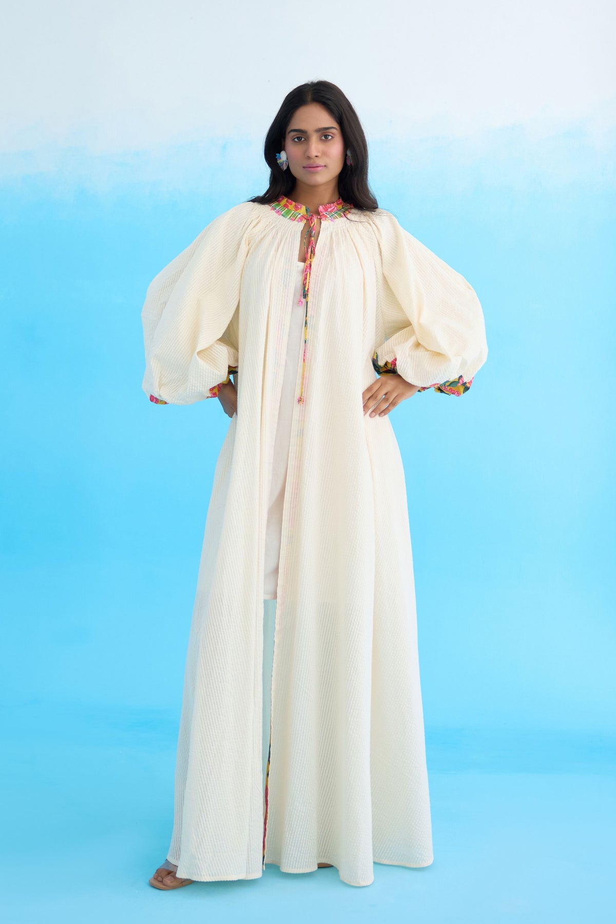 Cream Bubble Sleeves Overgarment