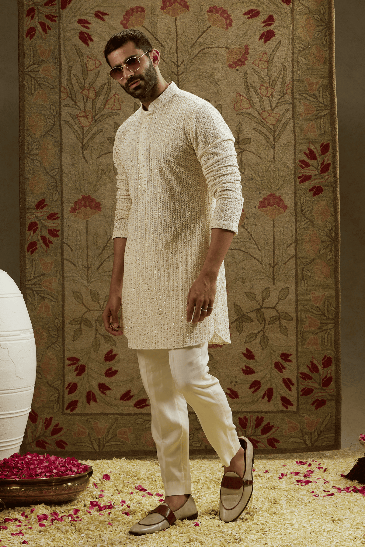 Magnolia Embellished Lucknowi Kurta Set