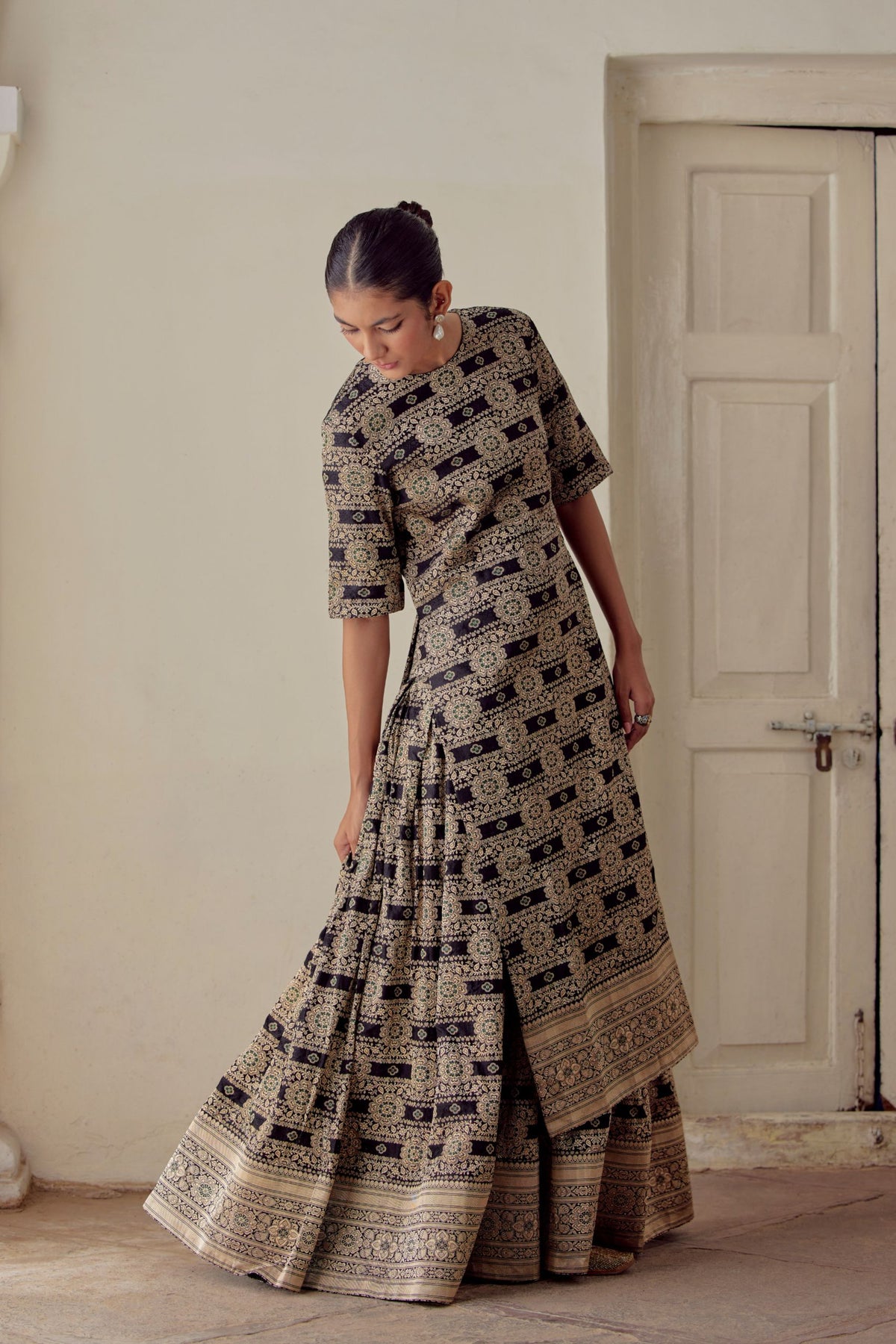 Zoa Black Brocade Kurta Set