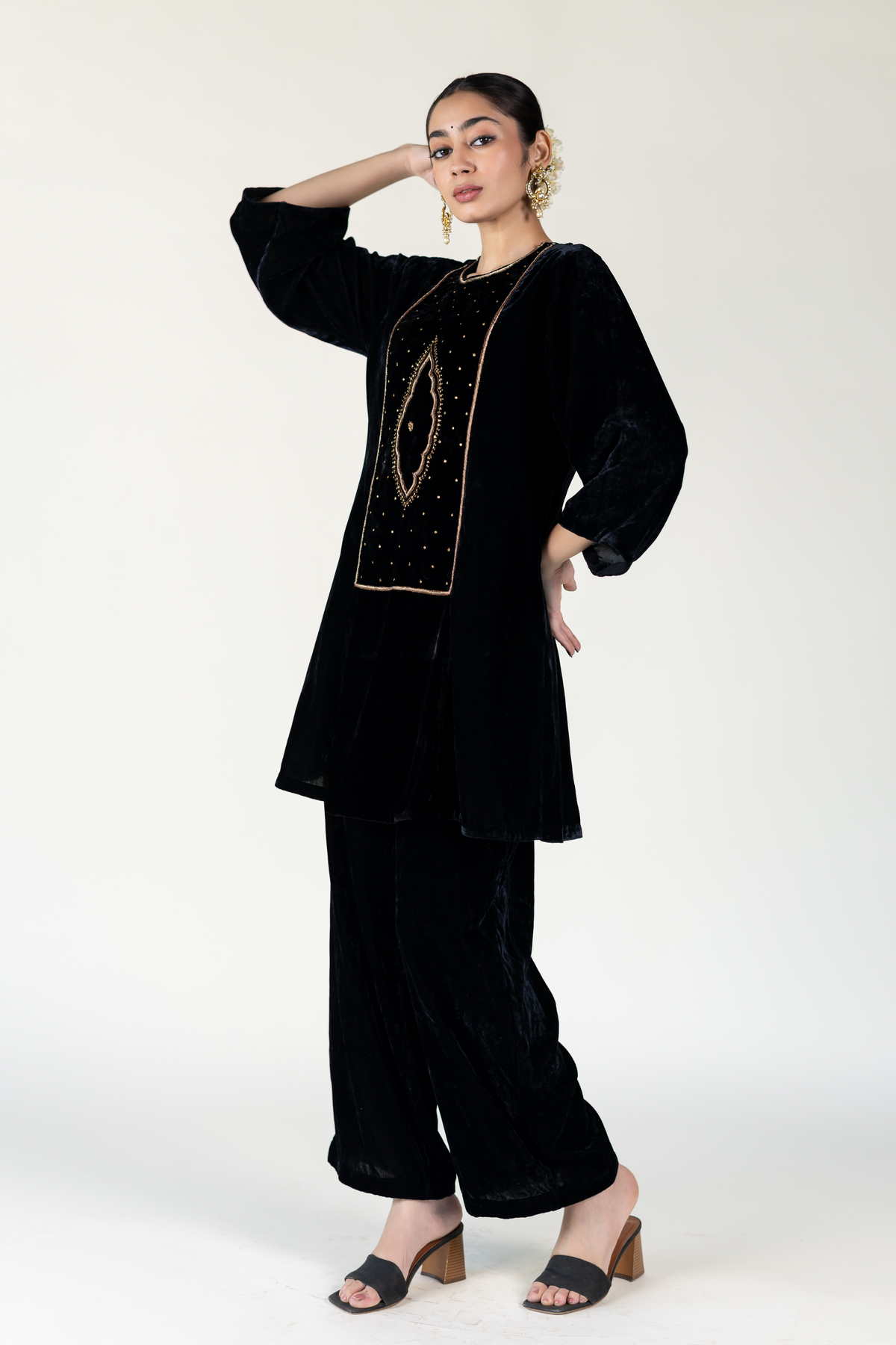 Black Naaz Tunic Set