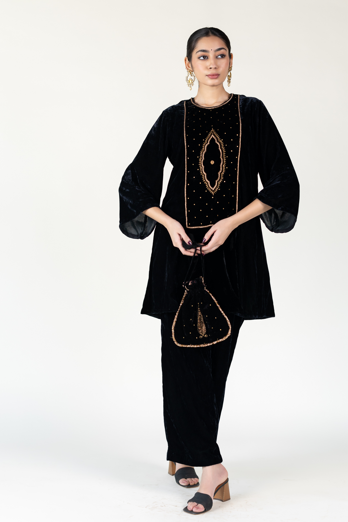 Black Naaz Tunic Set