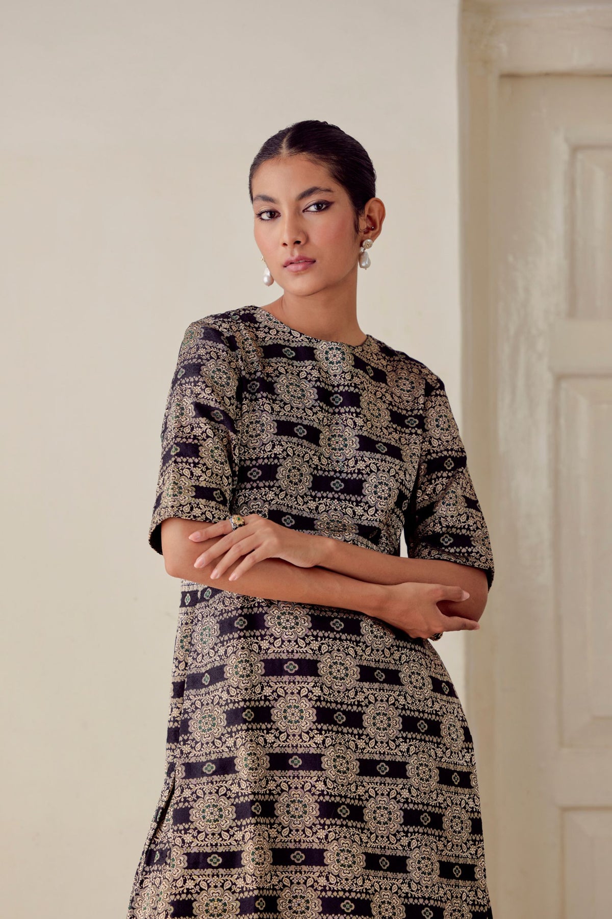 Zoa Black Brocade Kurta Set