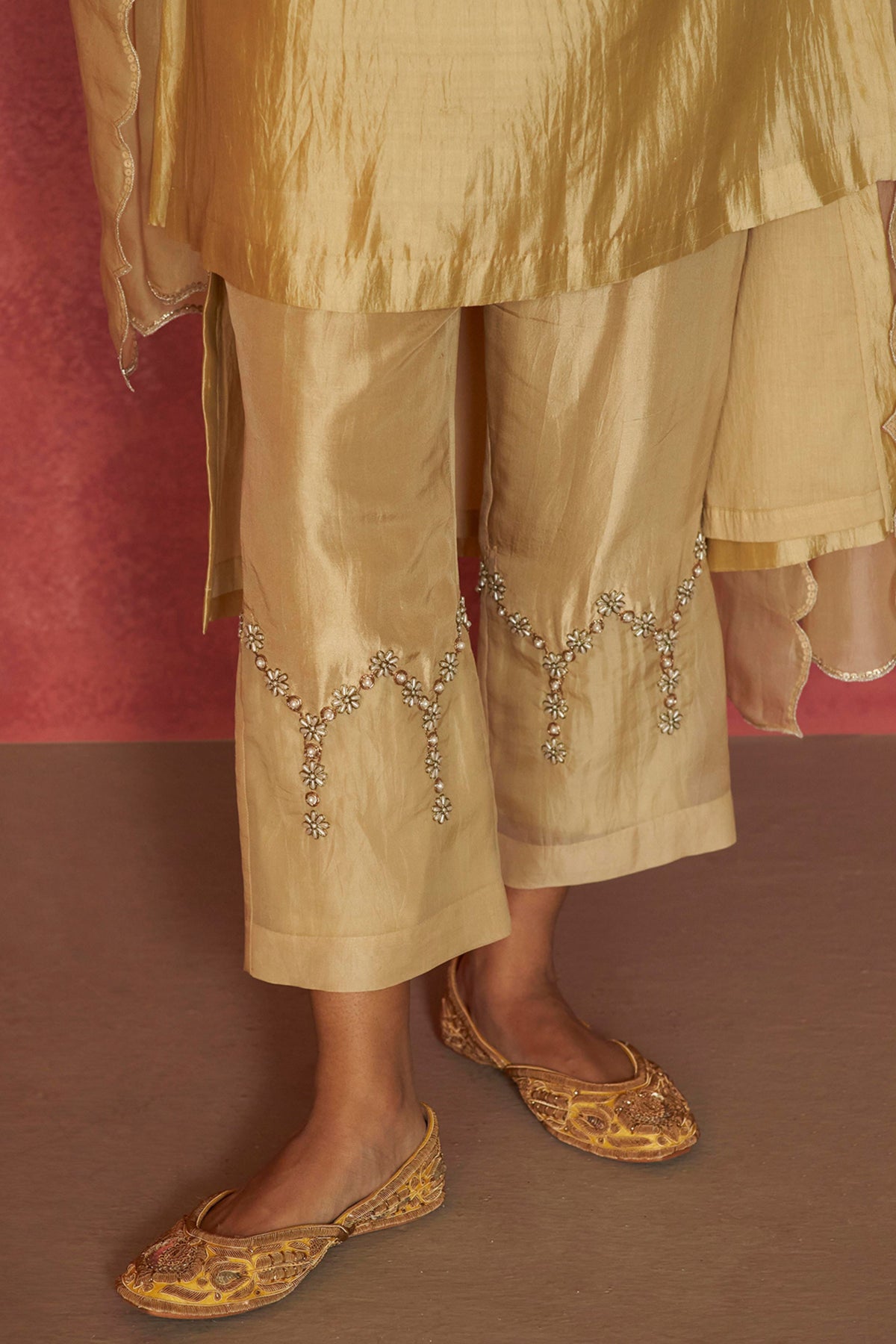 Kanari Topaz Kurta Set