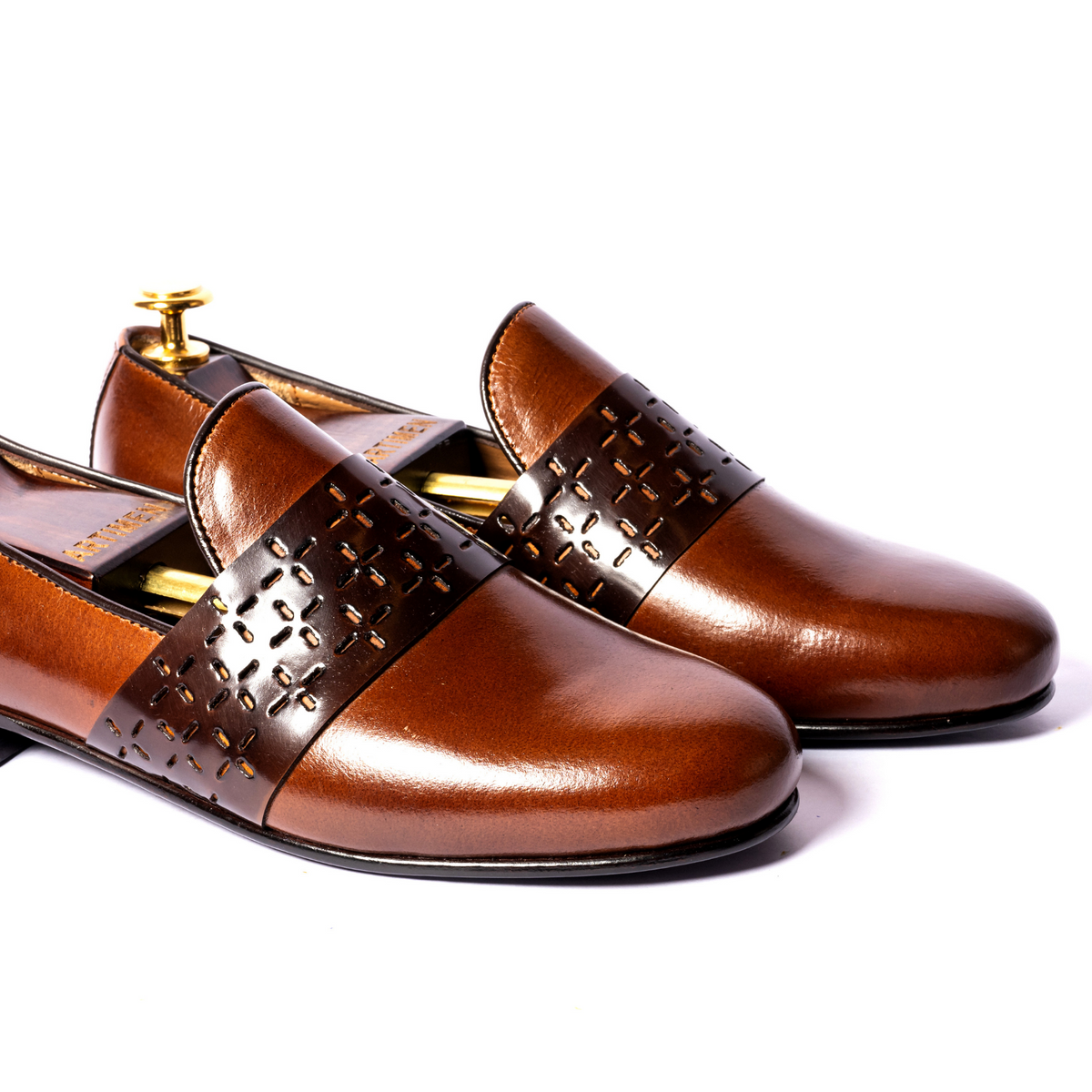 Cut Strip Loafer