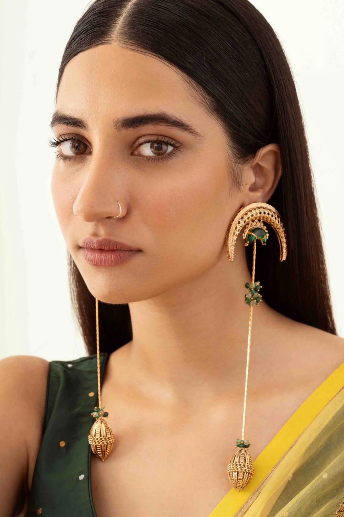 Chand Raang Detachable Earrings