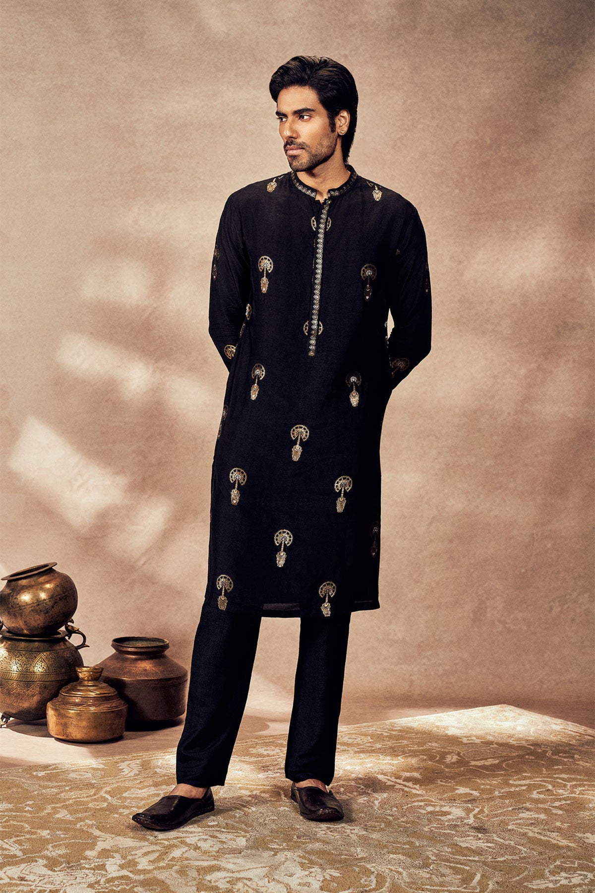 Black Traveller&#39;s Palm Jacquard Kurta