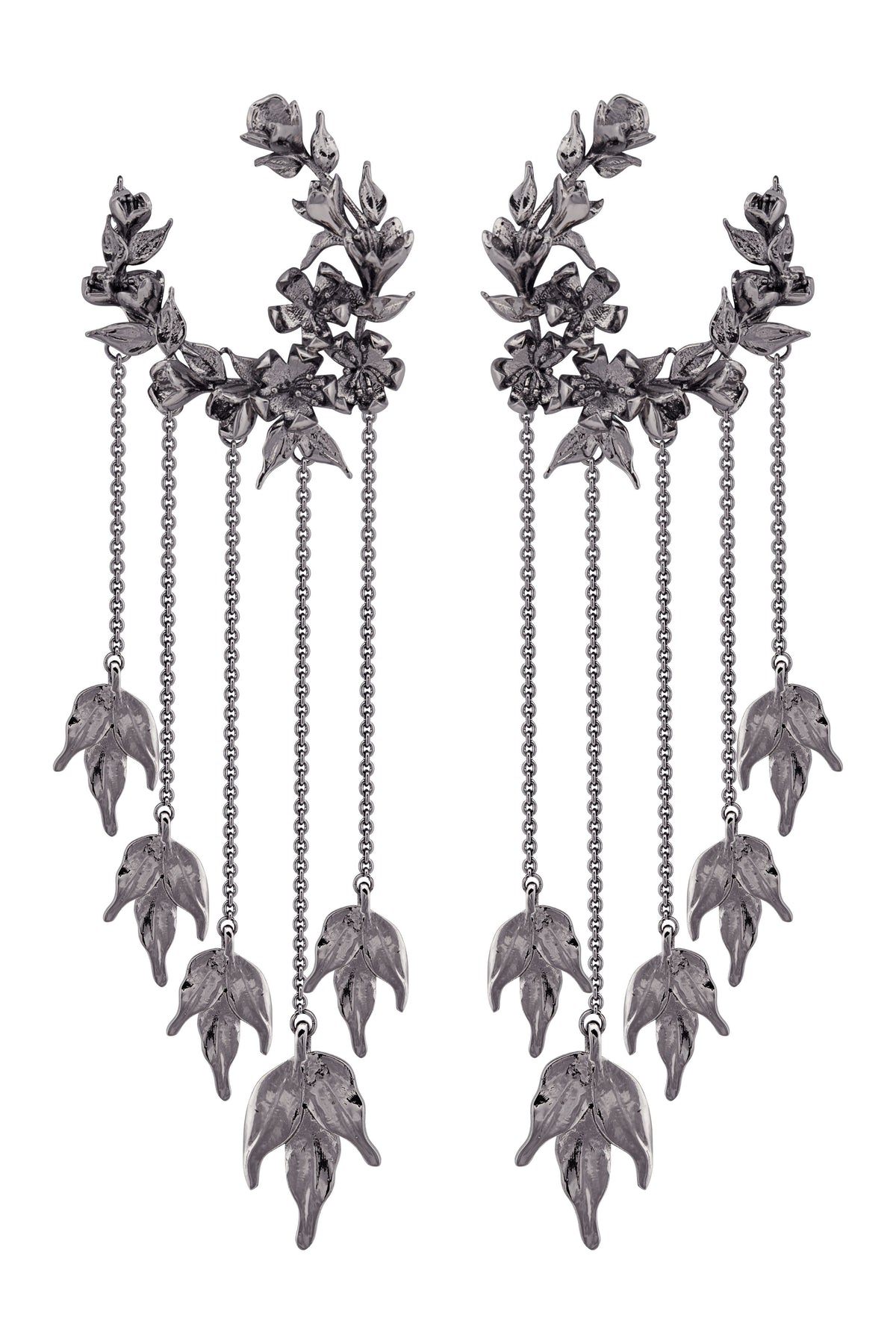 Gun metal wreath of eros earrings