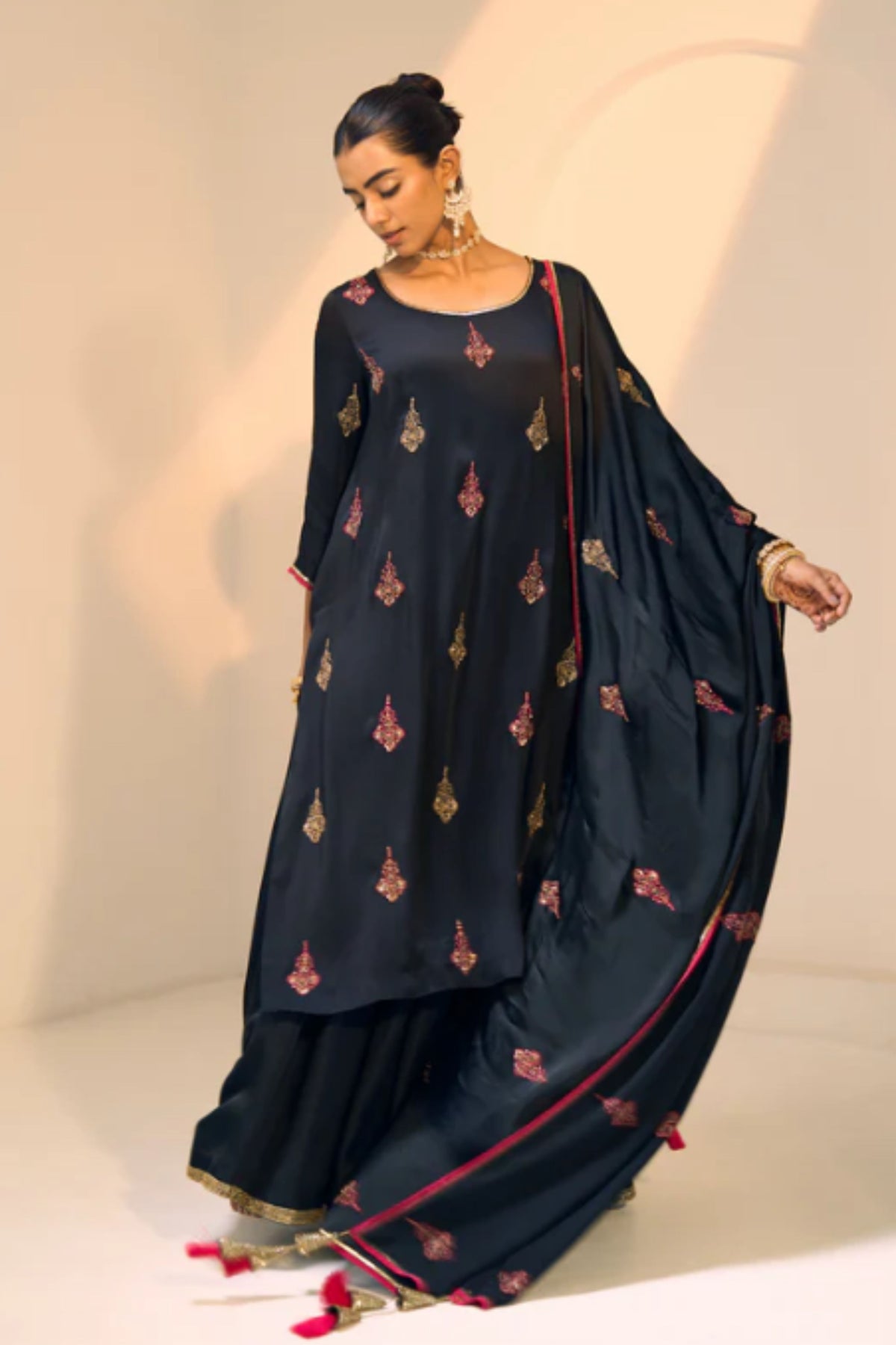 Black Chavi Kurta Set