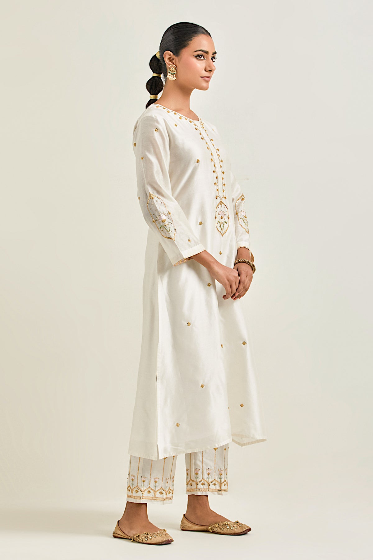 Off White  Classic Kurta Set