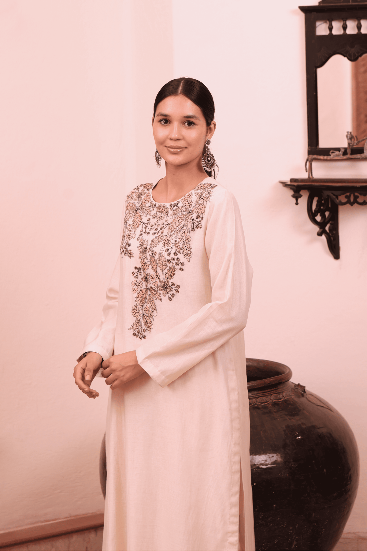 Embroidered Ivory Kurta And Pant