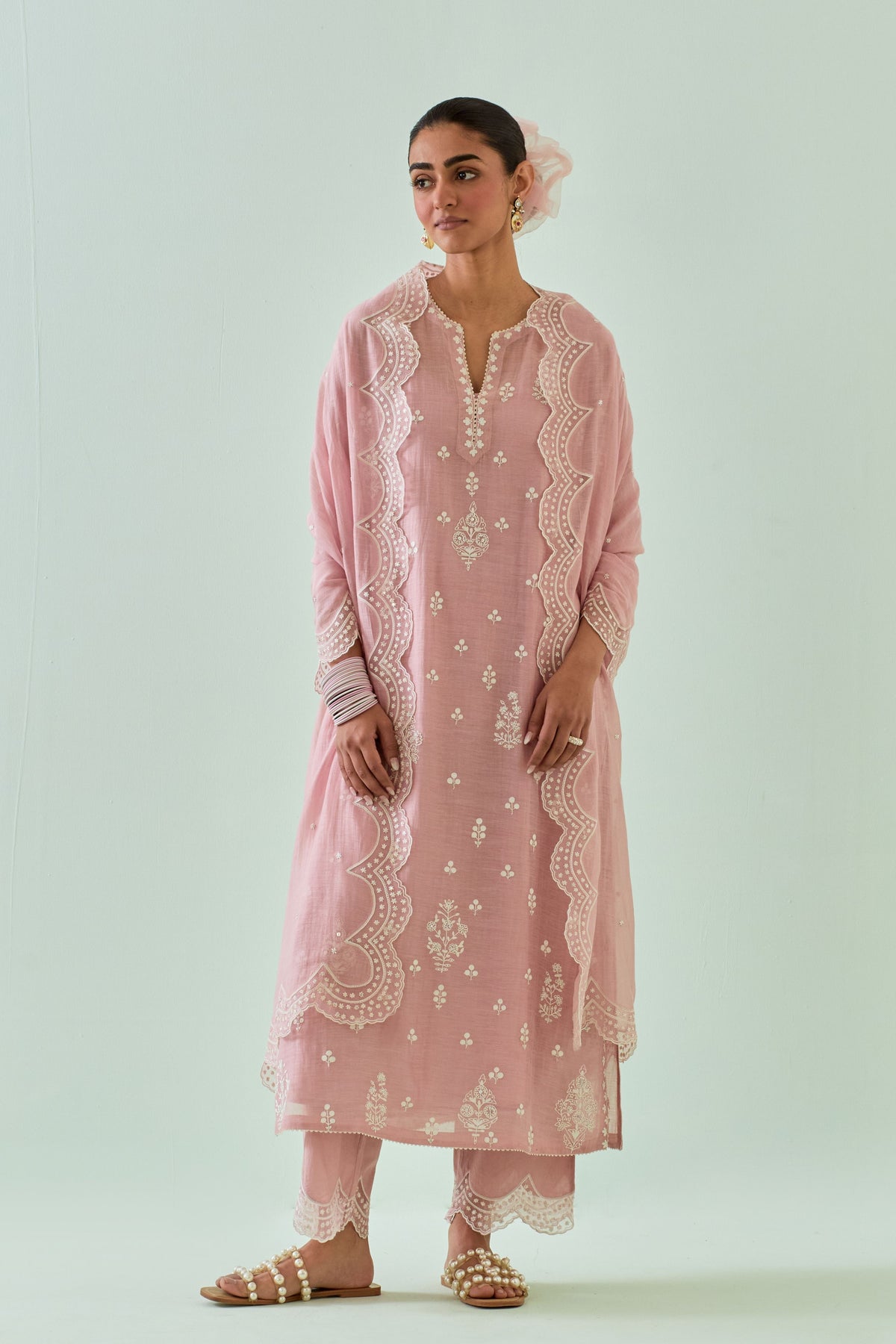 Pink Scalloped Embroidery Kurta Set