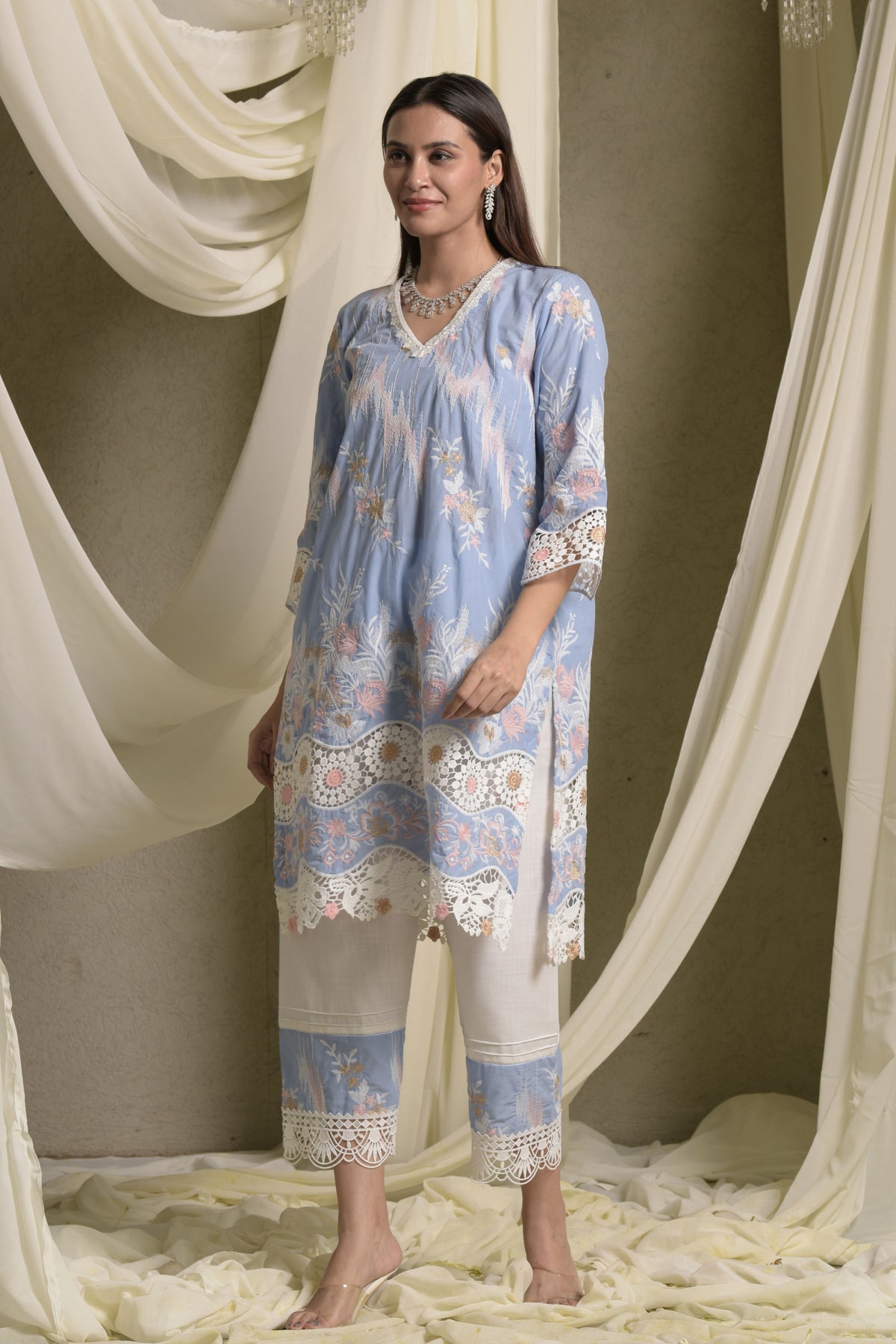 Myra Mesh Floral Lace Blue Daffodil Kurta Set