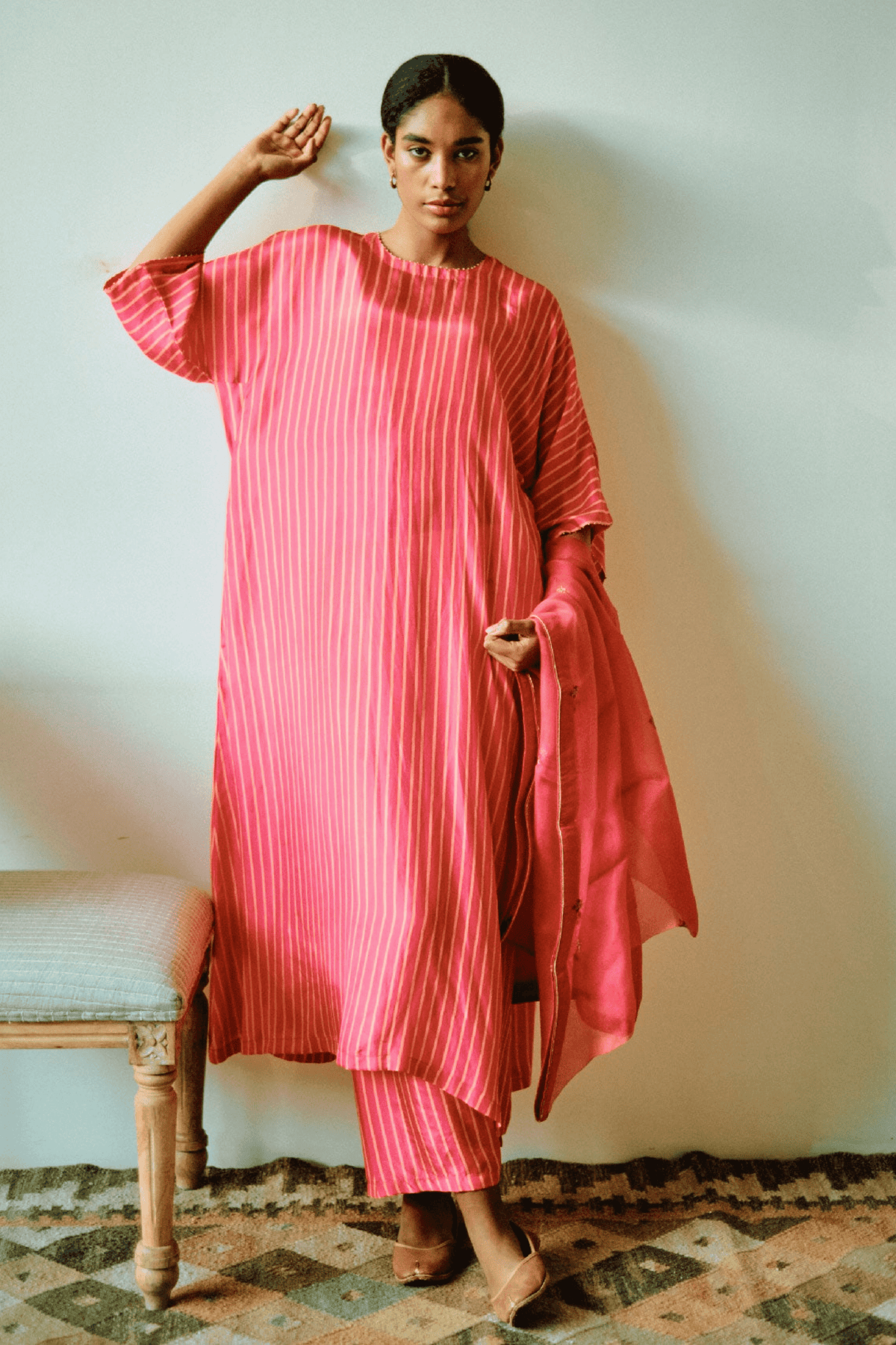 Poppy Pink Chak Bagla Set