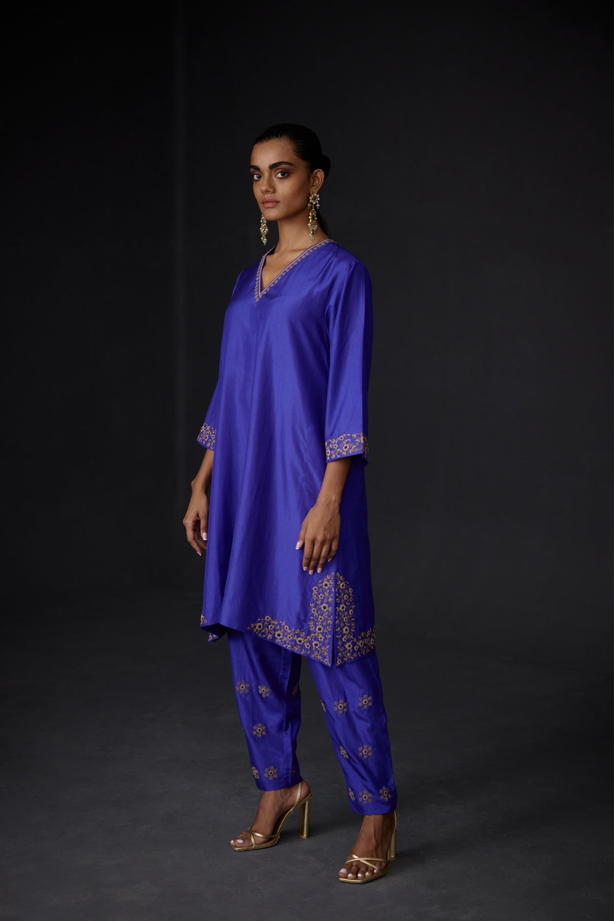 Embroidered Tunic Set in Persian Blue