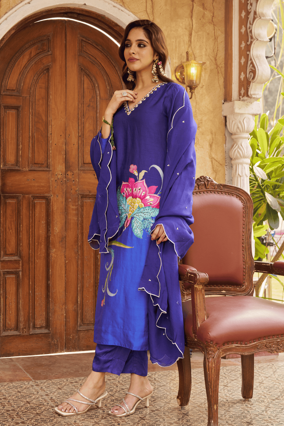 Nayaab Blue Kurta Set