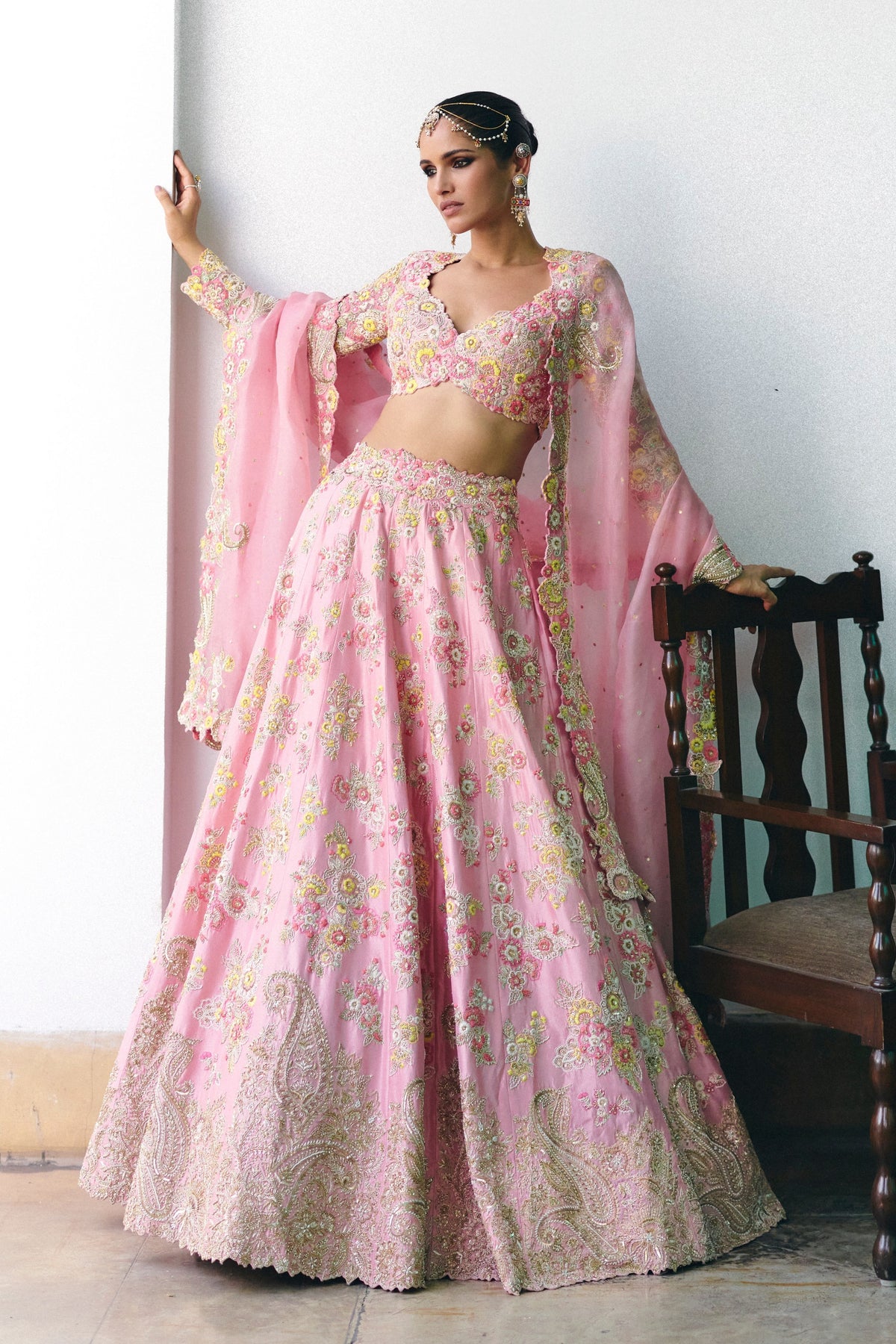 Muna Lehenga Set