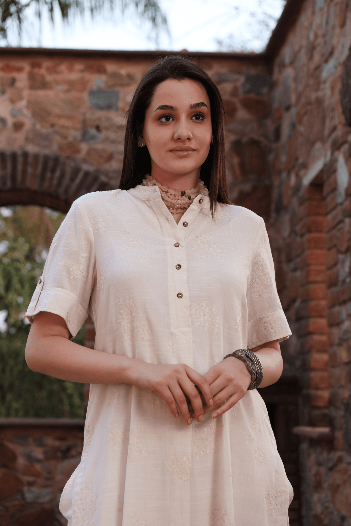 Collared Ivory Kurta And Pant