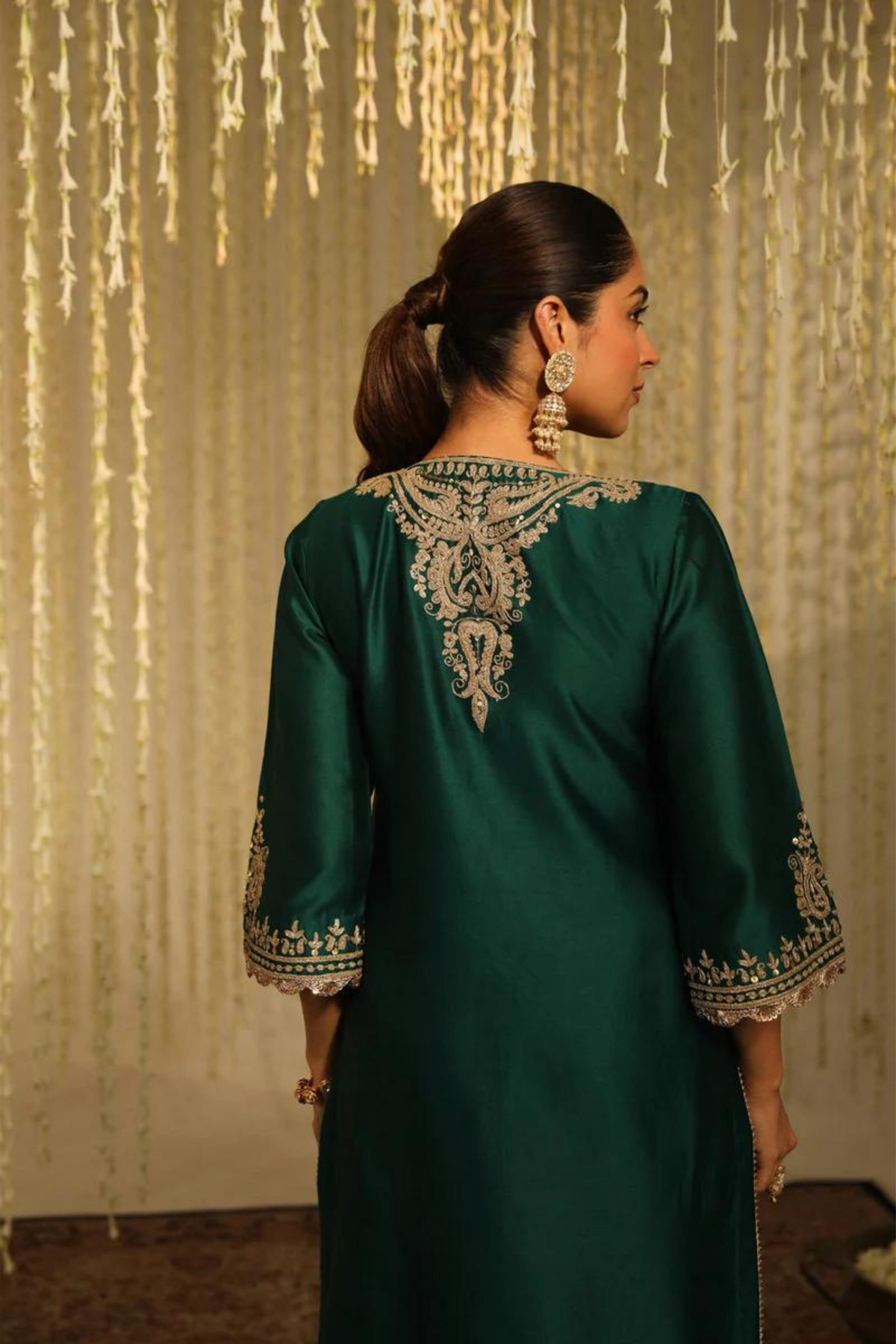 Amayra Emerald Green Kurta Set