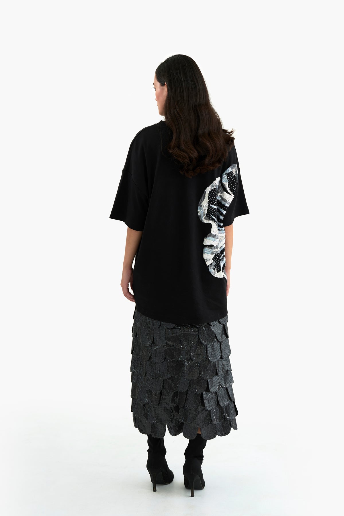 Hibiscus Embroidered Oversized T-shirt