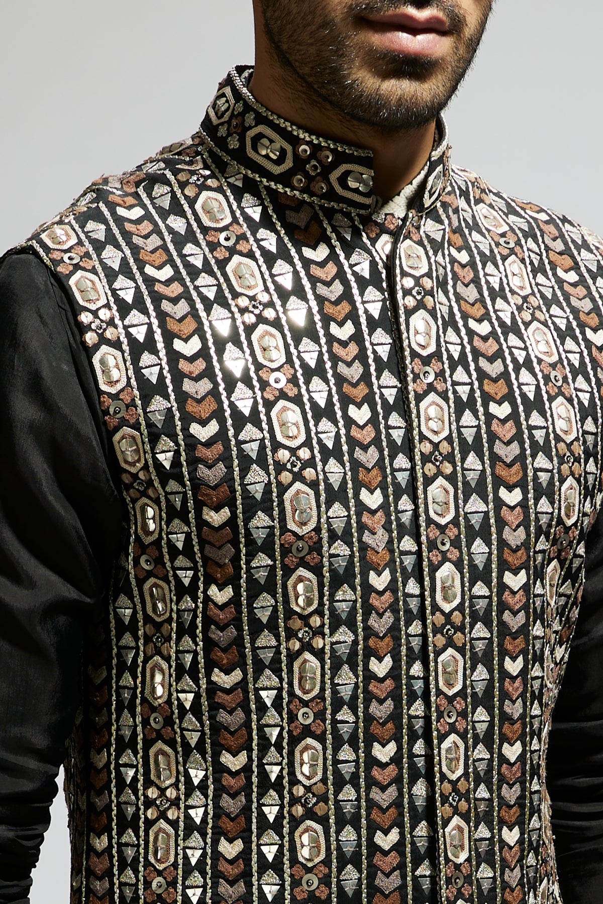 Black Geo Embroidered Bandi