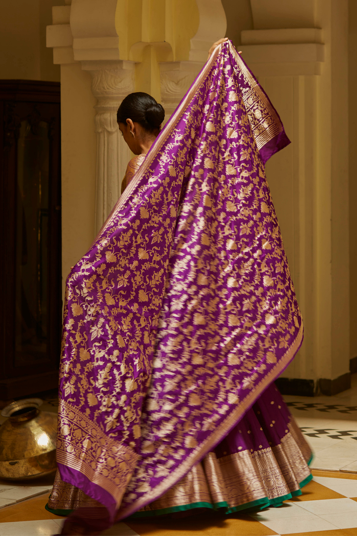 Jamuni Tehvaar Lehenga