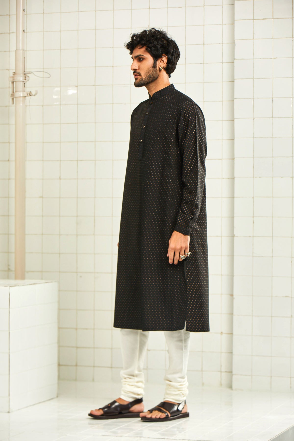 Dhadhu Pintuck Kurta Set