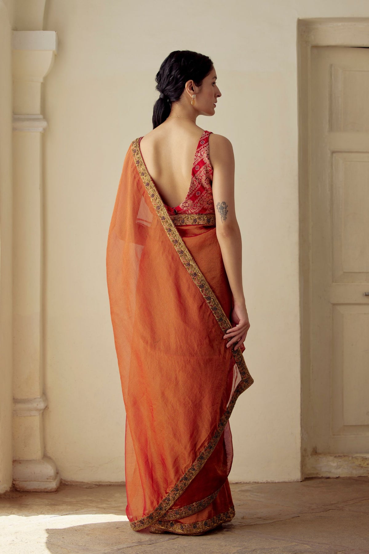 Neeksha Tissue Silk Saree