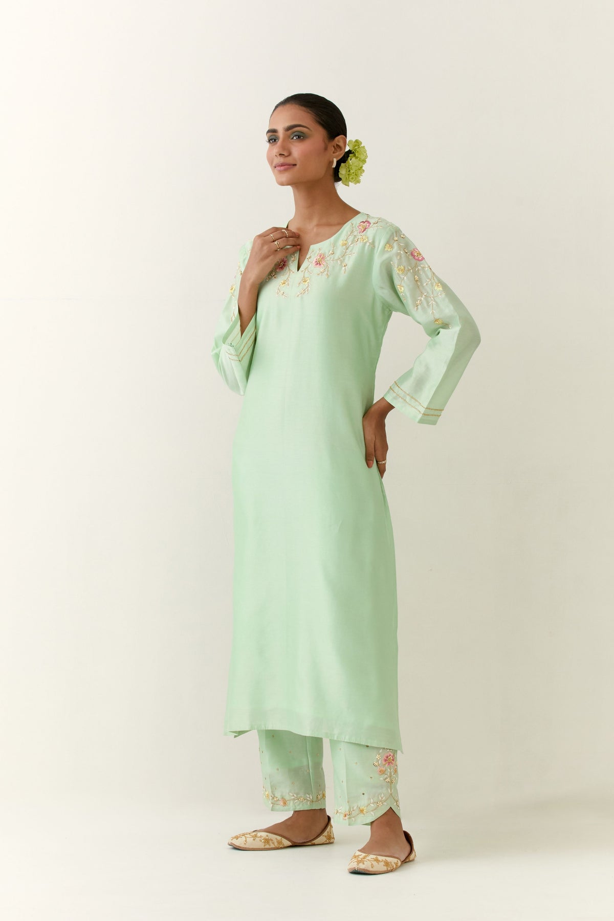 Green Embroidered Kurta