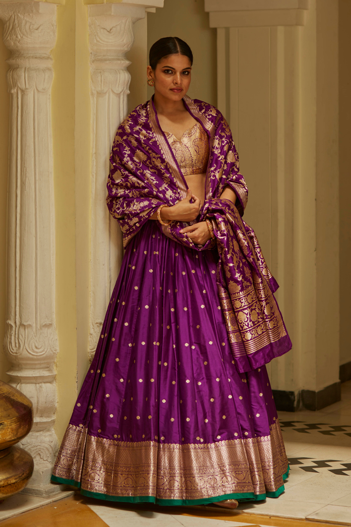 Jamuni Tehvaar Lehenga