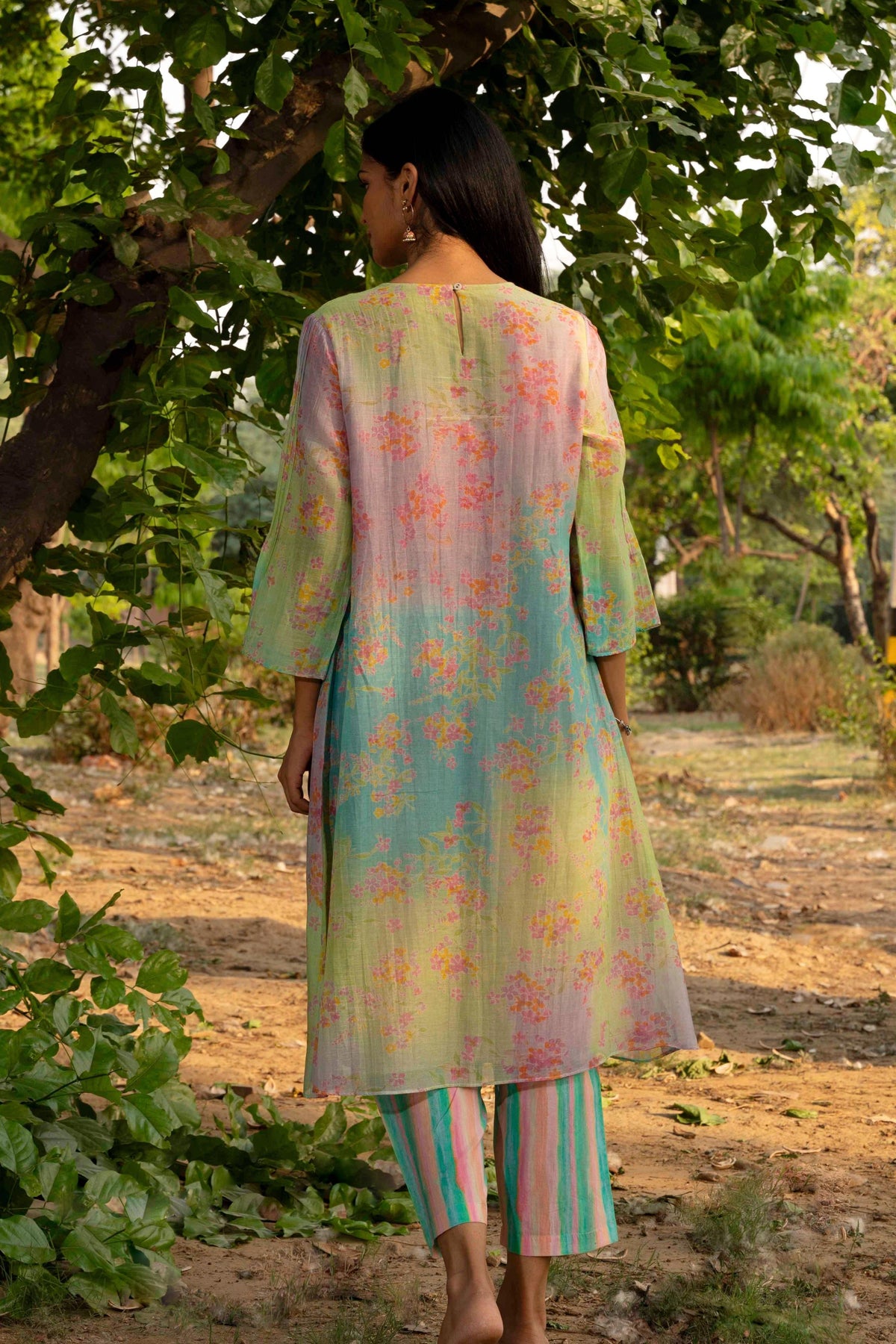 Muliti Color Kurta Set With Floral Prints