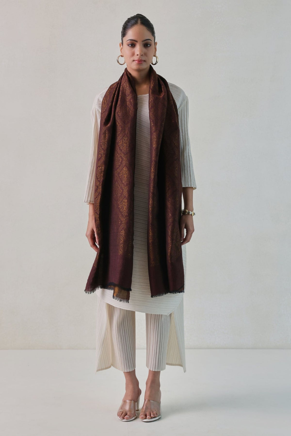 Tabbasum Reversible Stole in Brown