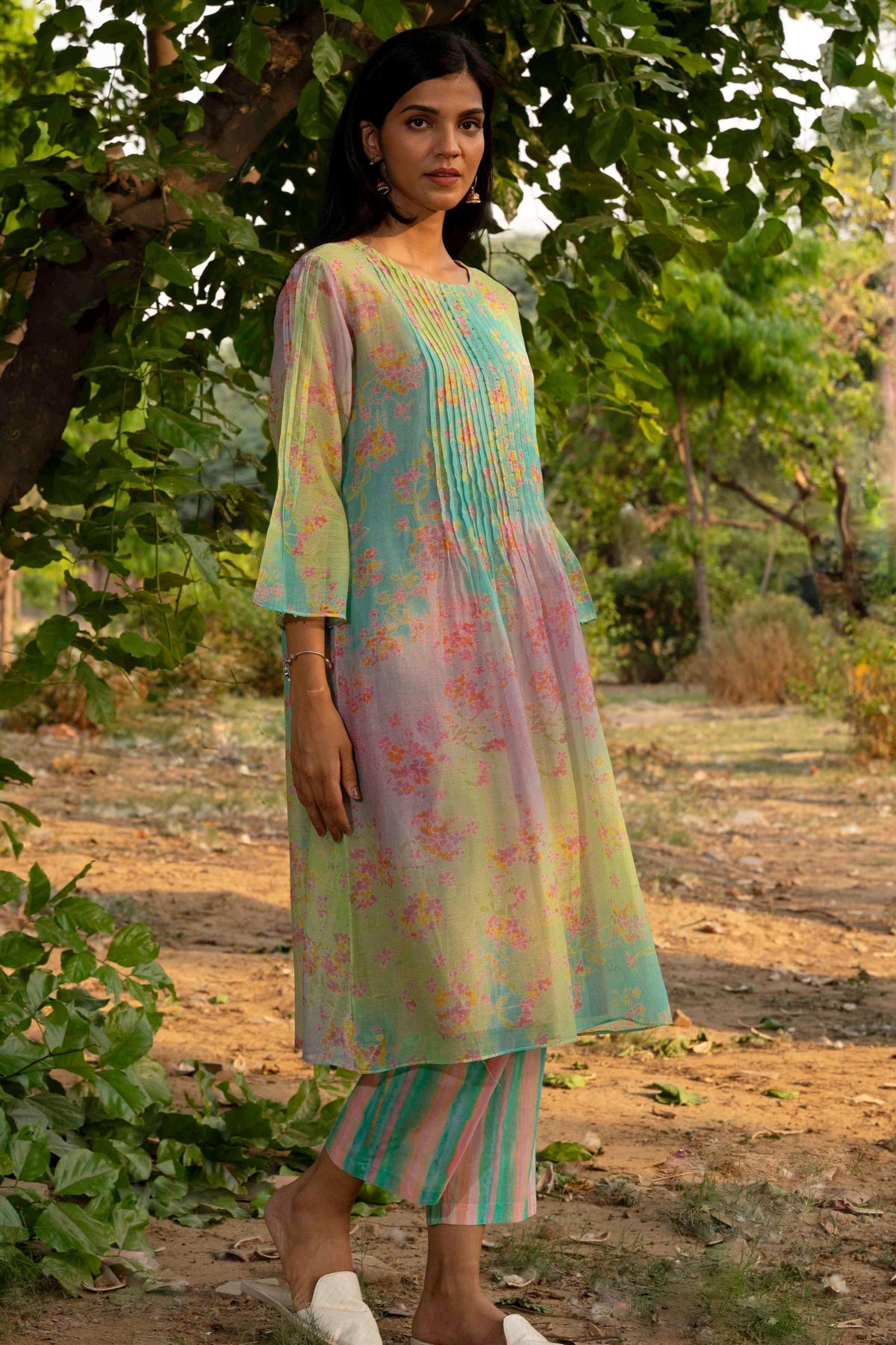 Muliti Color Kurta Set With Floral Prints