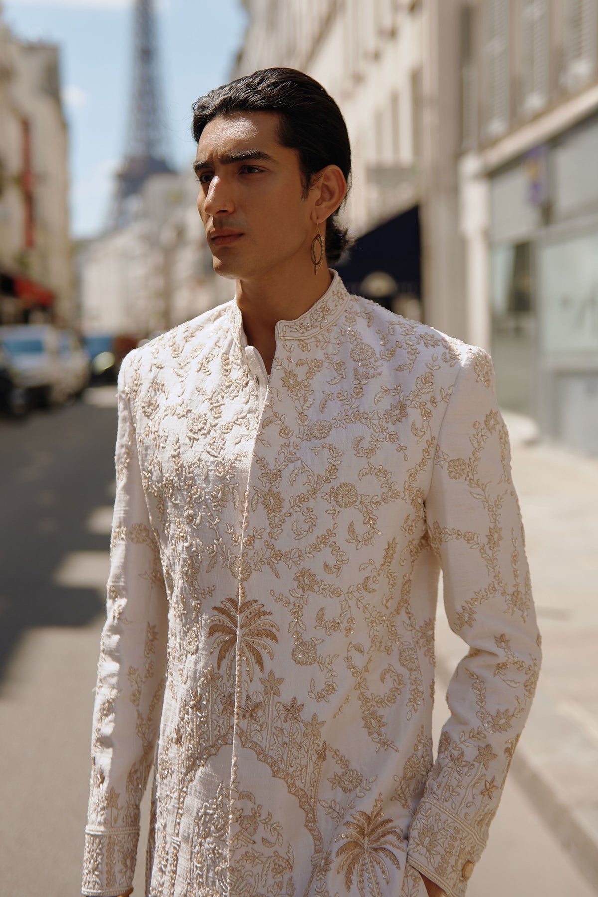 White &amp; Gold Sherwani