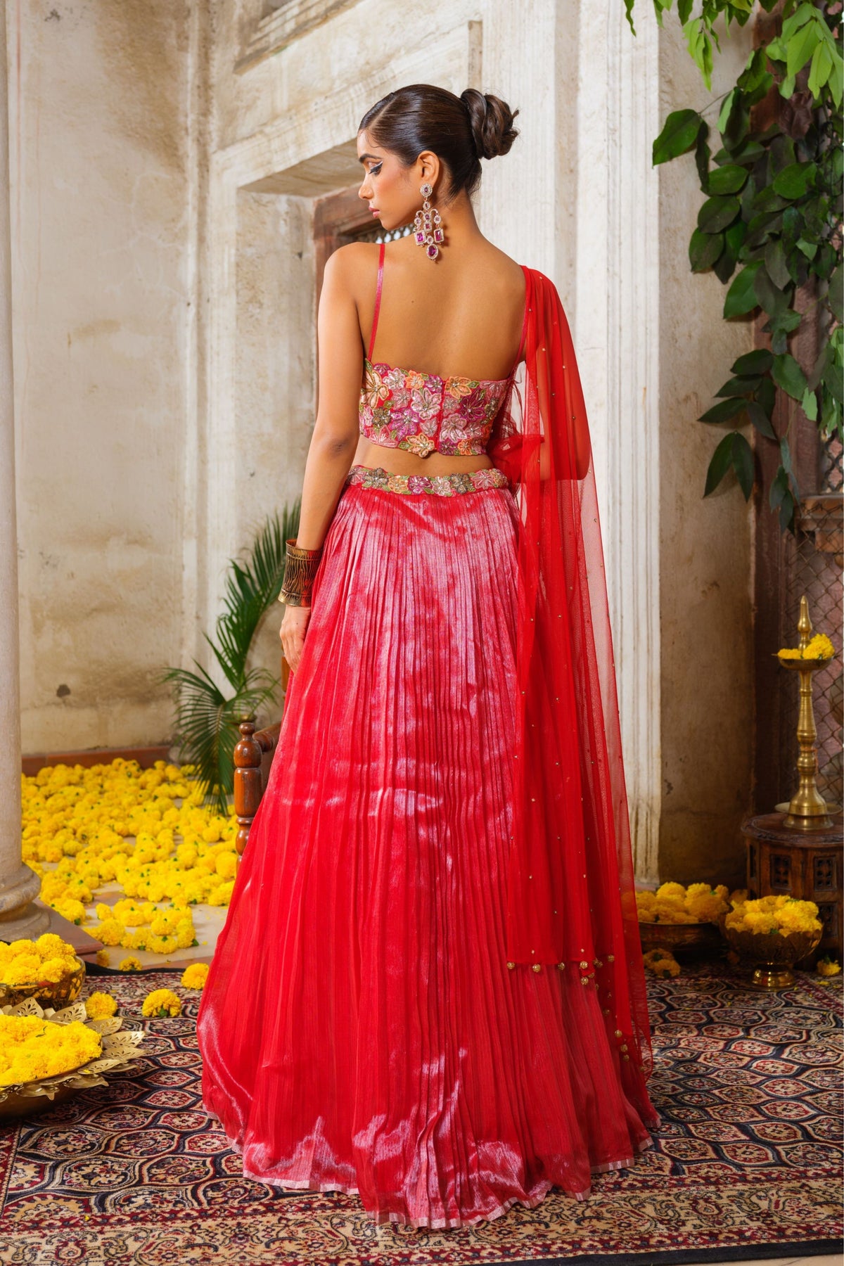 Tara Laal Lehenga Set