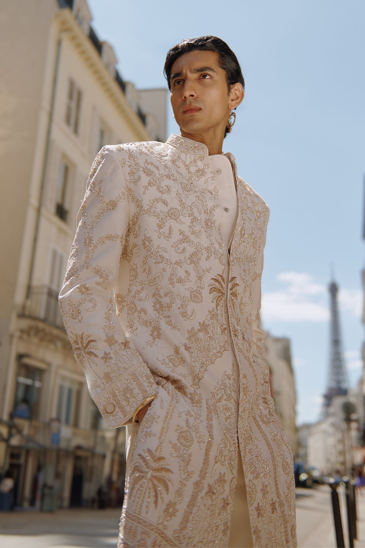 White &amp; Gold Sherwani