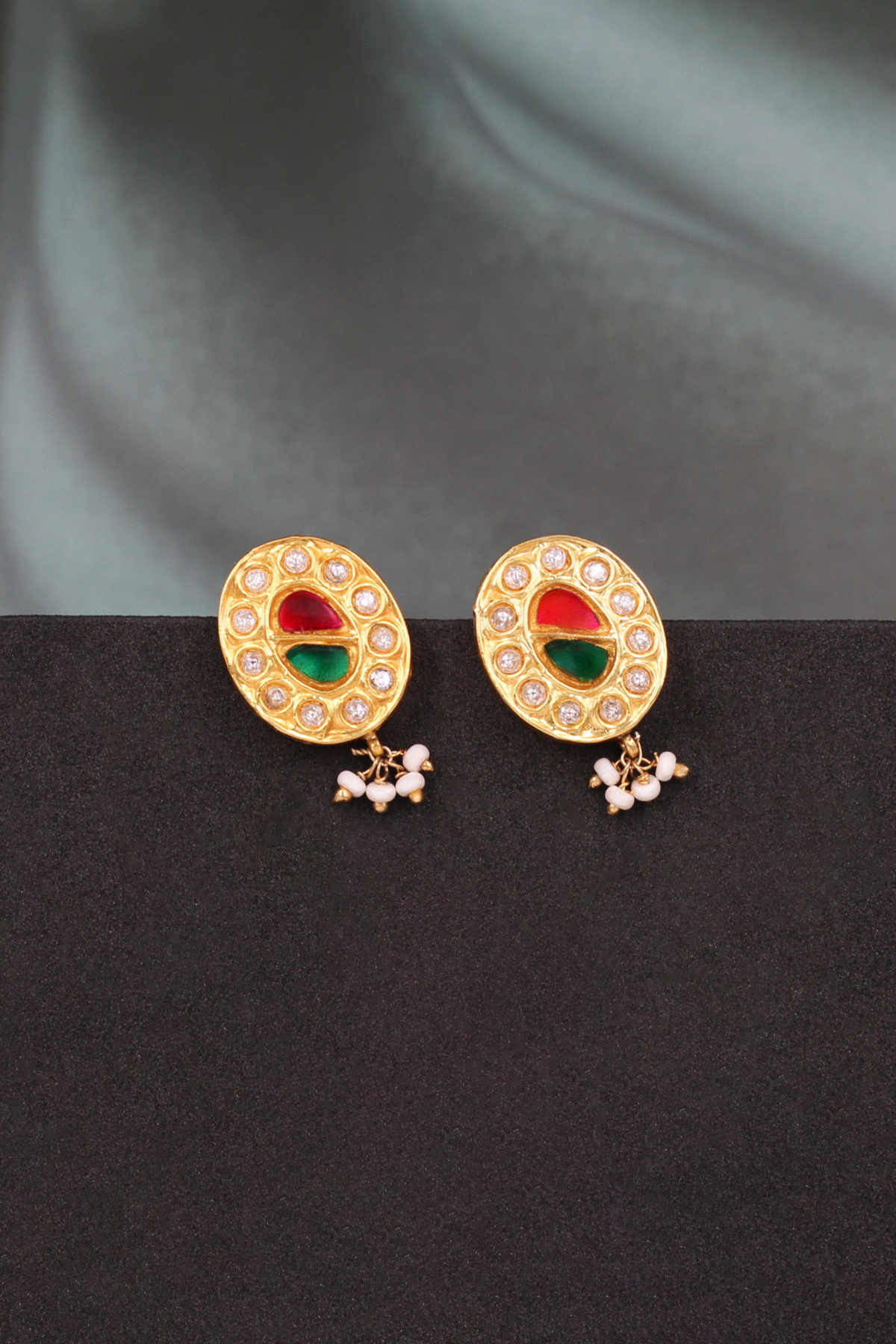 Luxe Radiance Kundan Earrings