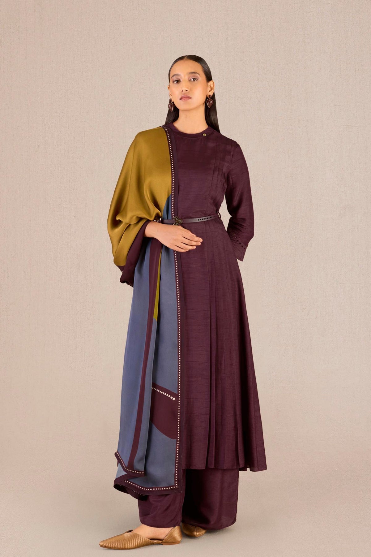 Saimah Kurta Set In Burgundy