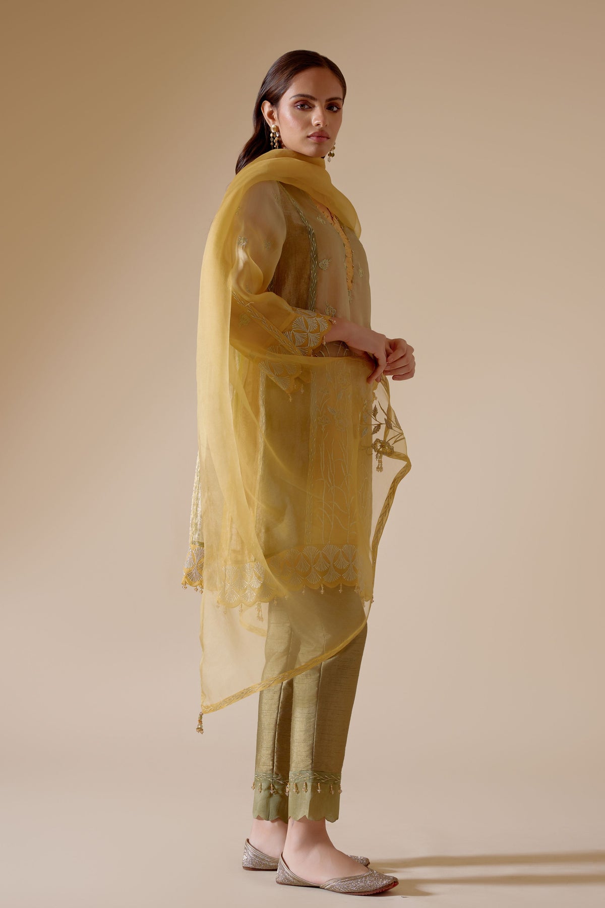 Farida Mustard Kurta Set