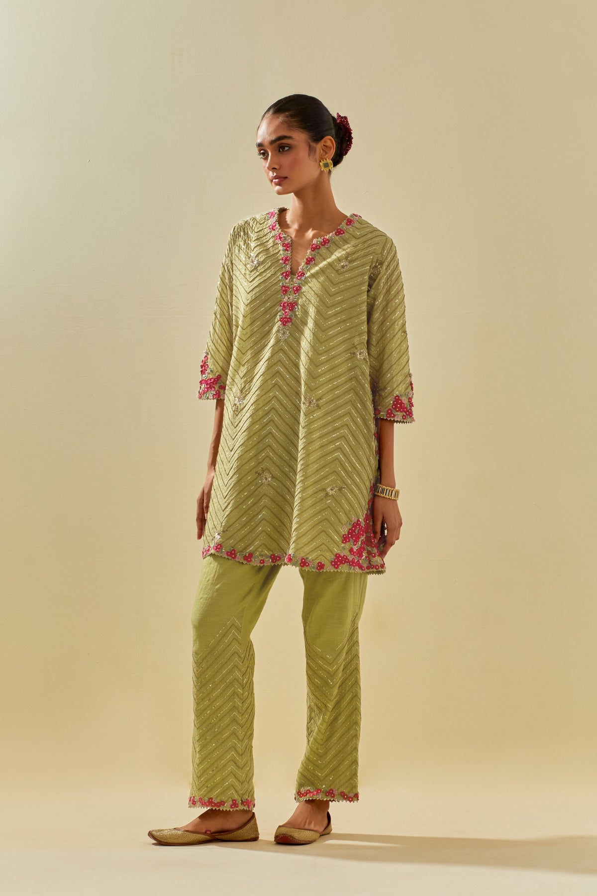 Green Short Kurta Set